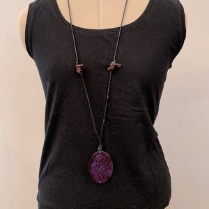 Long pendant fashion necklace